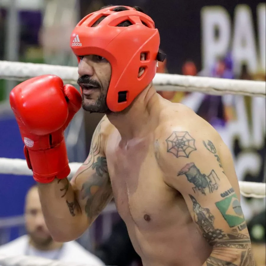 Atleta de Londrina vai representar o Brasil na Copa do Mundo de Kickboxing na Hungria