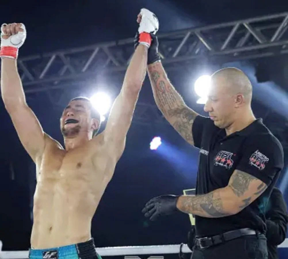 Lutador londrinense Gabriel Ferreira fatura título de MMA no evento FMS Fight Night