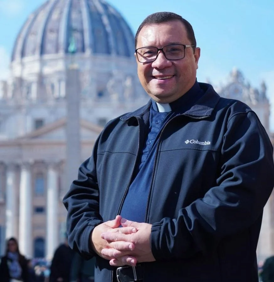 Padre Wagner Ferreira, presidente da Canção Nova, celebra o dom da vida