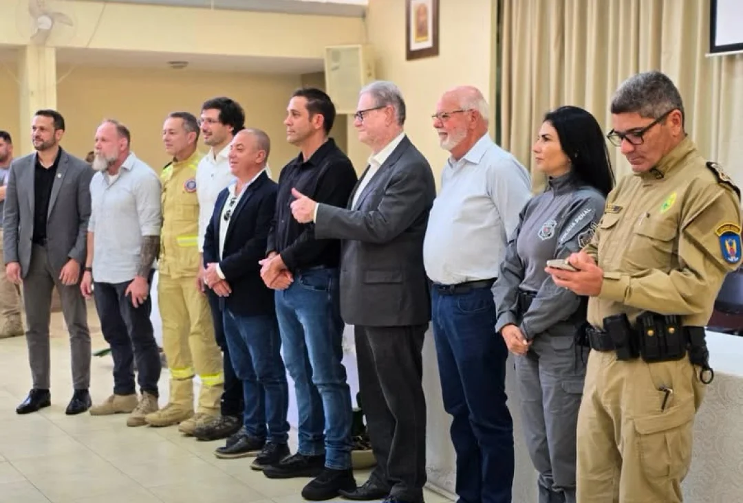 Prefeito Ailton Maistro participa de encontro regional do Programa Missão Paraná VIII voltado à Segurança Pública