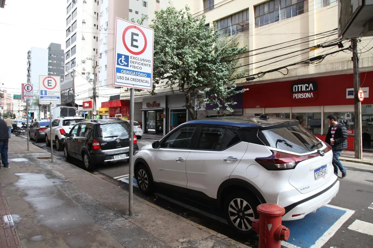Projeto que amplia exigências de acessibilidade em vagas para PcD será debatido em audiência pública em Londrina