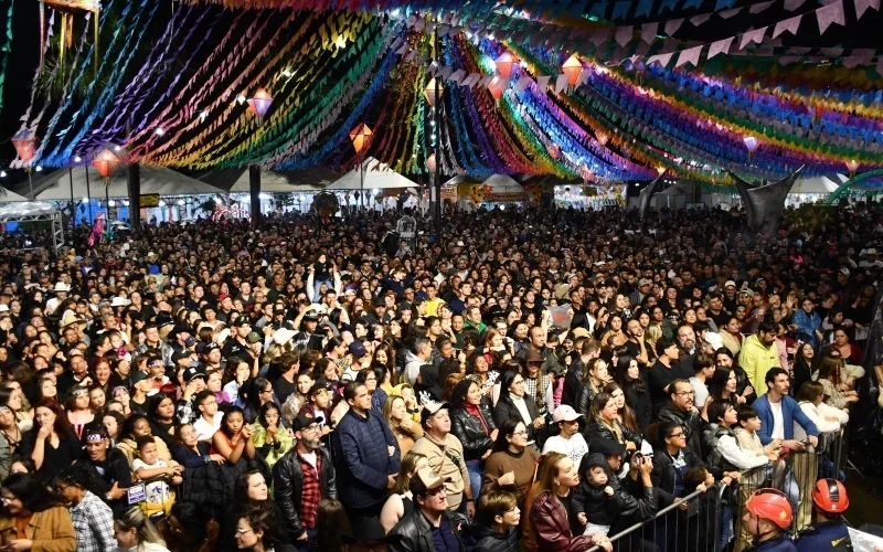 Festa Junina de Ibiporã reúne cerca de 90 mil pessoas e encerra edição histórica com show de Luan Pereira