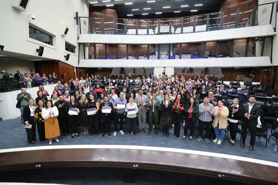 Projeto paranaense Hub do Bem conquista prêmio nacional de inovação no Legislativo