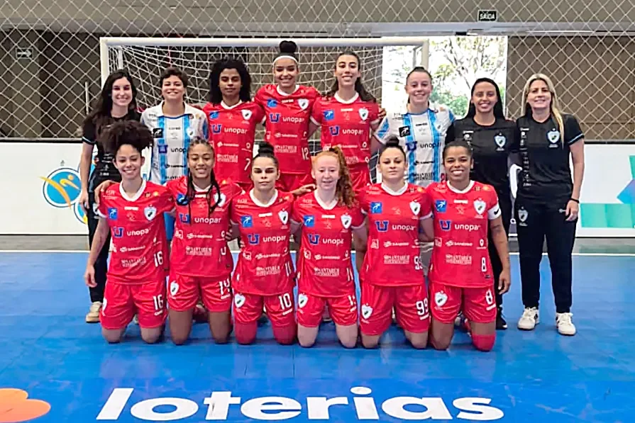 Londrina vence em Brasília, entra no G8 e ganha fôlego na Liga Feminina de Futsal