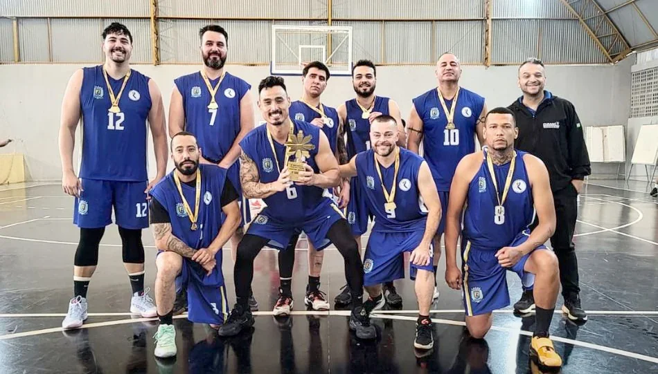 Basquete masculino de Rolândia conquista título nos Jogos Abertos do Paraná e reforça força do esporte local