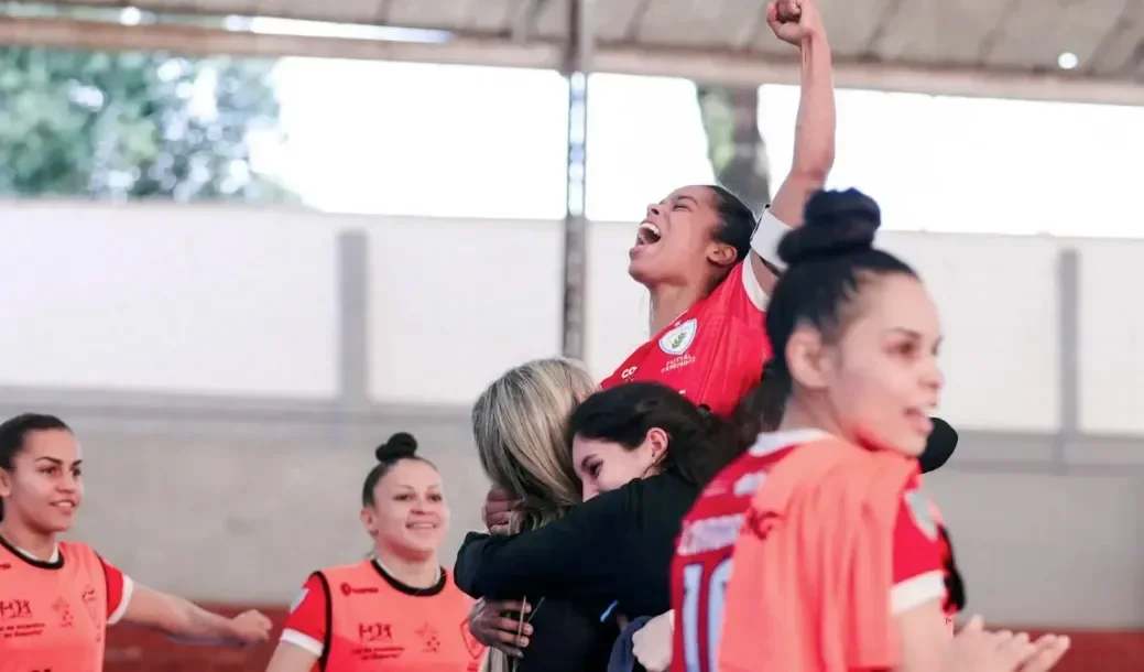 Londrina vence APCEF no fim e segue na briga por vaga na Liga Feminina de Futsal