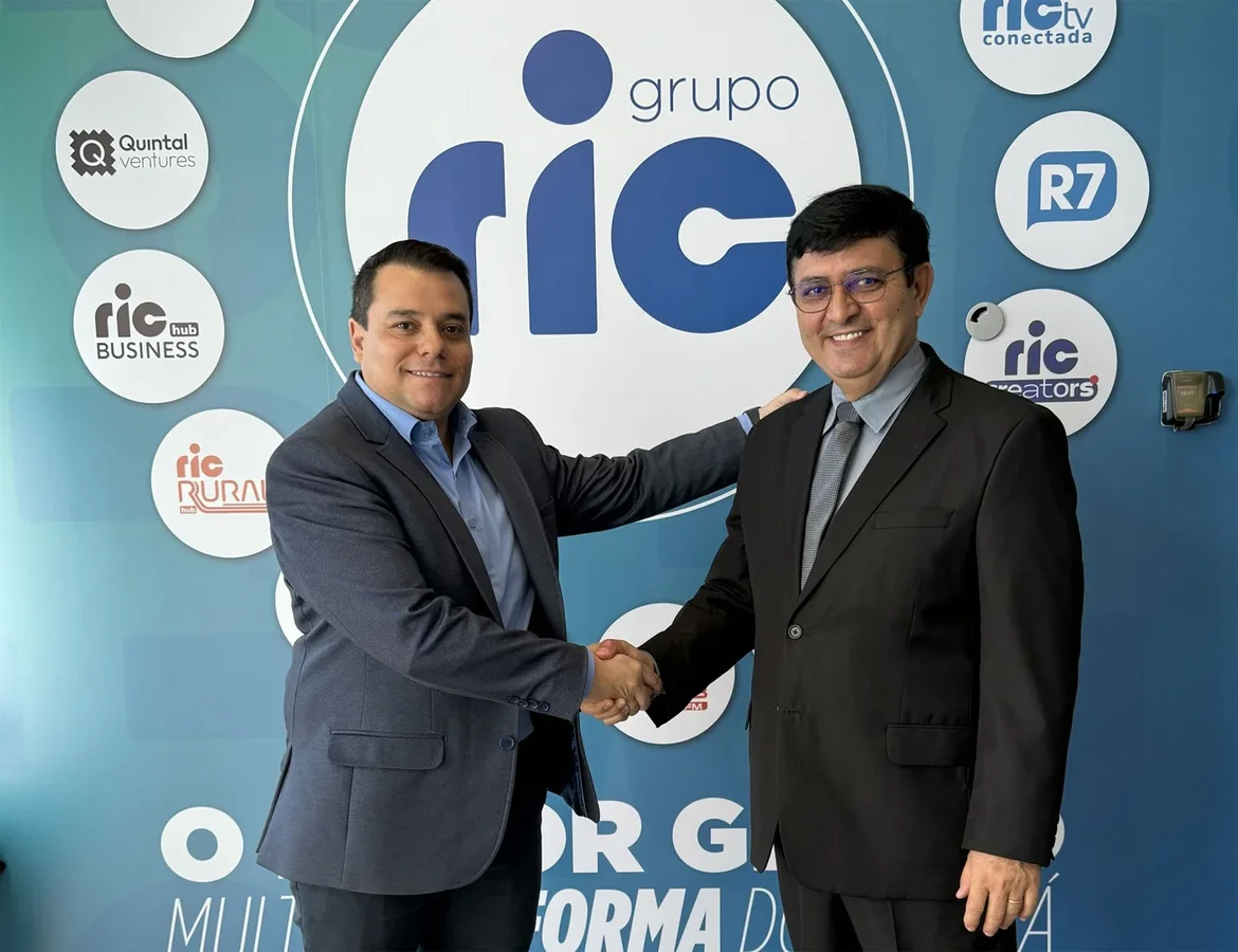 Carlos Camargo renova contrato com a Ric RECORD Londrina e continua no comando do Balanço Geral